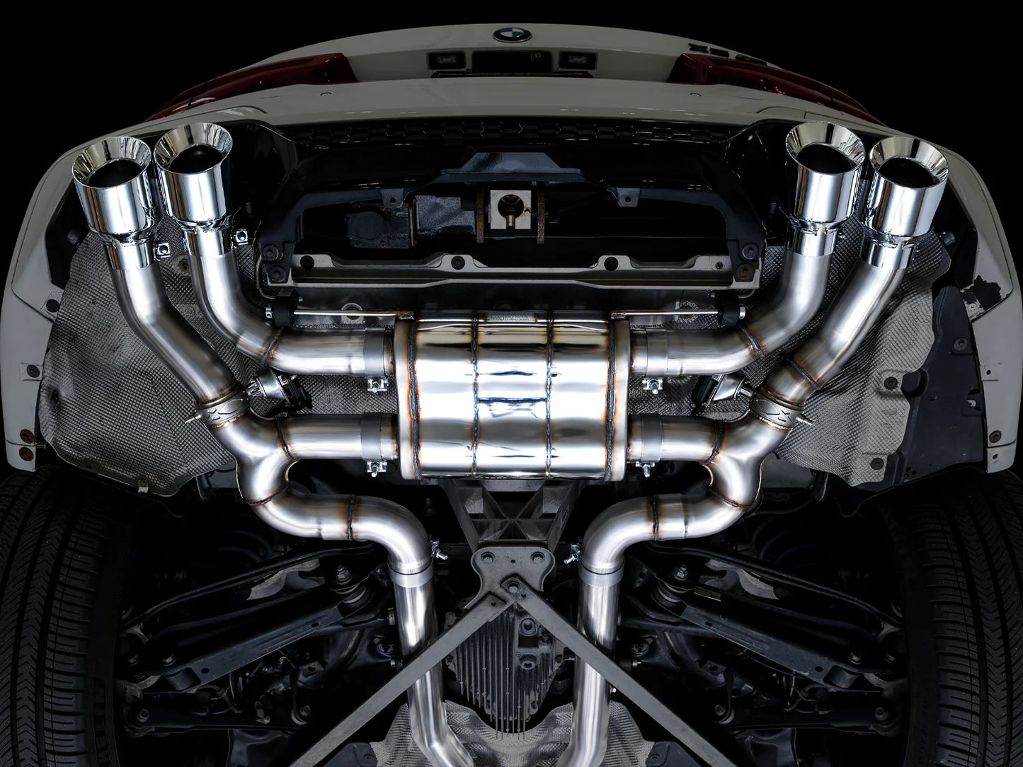 AWE 20-25 BMW X3/X4 M/M Comp (F97/F98) AWD SwitchPath Axle-back Exhaust