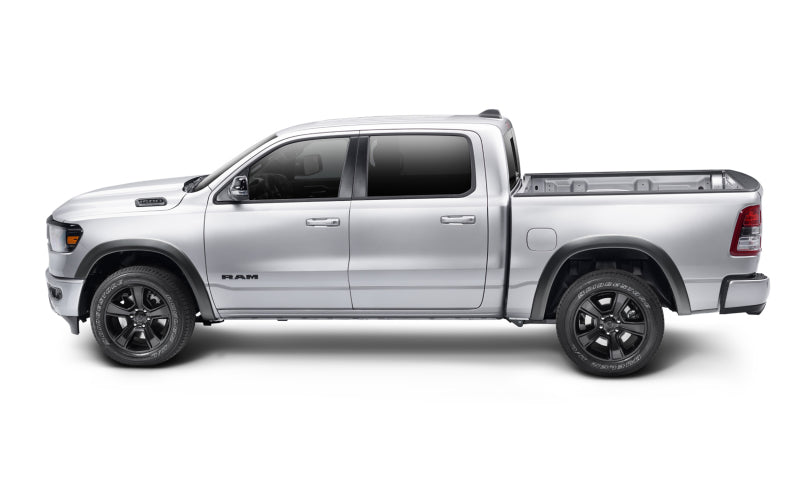 Bushwacker 19-24 Ram 1500 (Excl. Rebel/TRX) 76.3 & 67.4in Bed OE Style Flares 4pc Set - Blk / Smooth