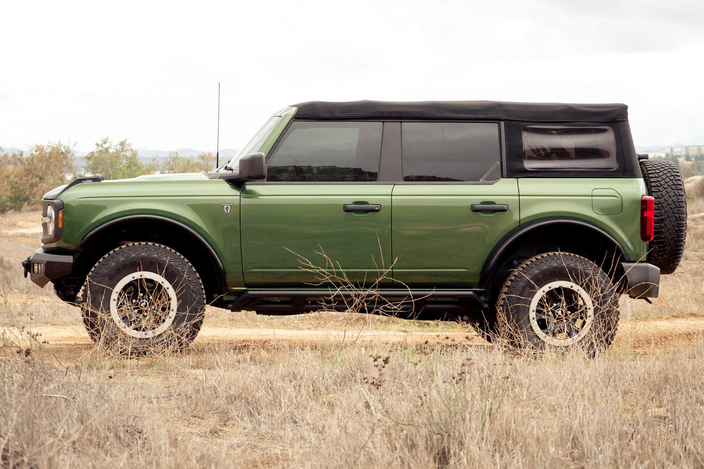 DV8 Ford Bronco Tube Fender Flares