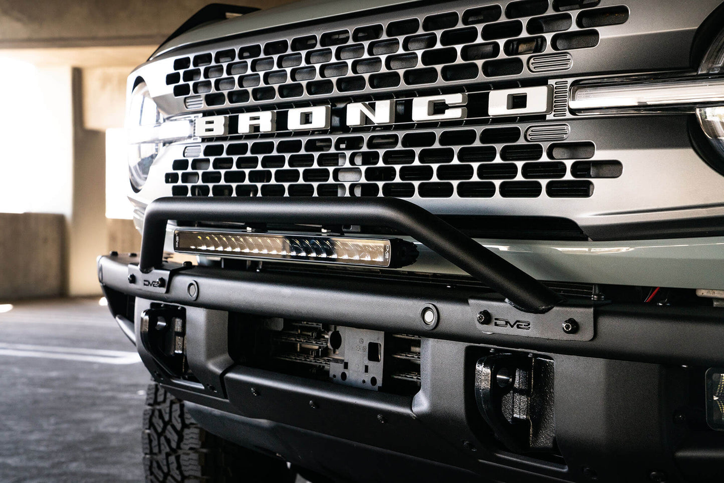 DV8 Offroad Ford Bronco/Bronco Raptor (Not For Factory Plastic Bumper) Factory Bumper Bull Bar - Black