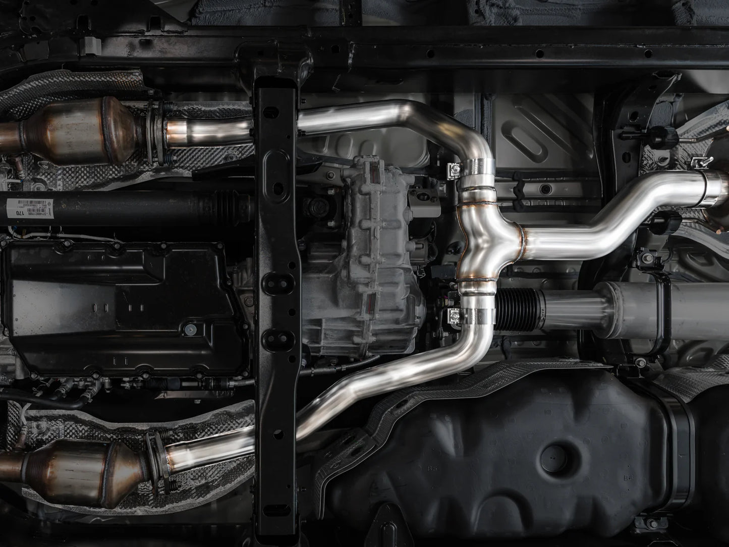 AWE Cat Back 0FG (High Tuck) Exhaust for 22+ Toyota Tundra V35A-FTS V6 Twin Turbo Non Hybrid and Hybrid