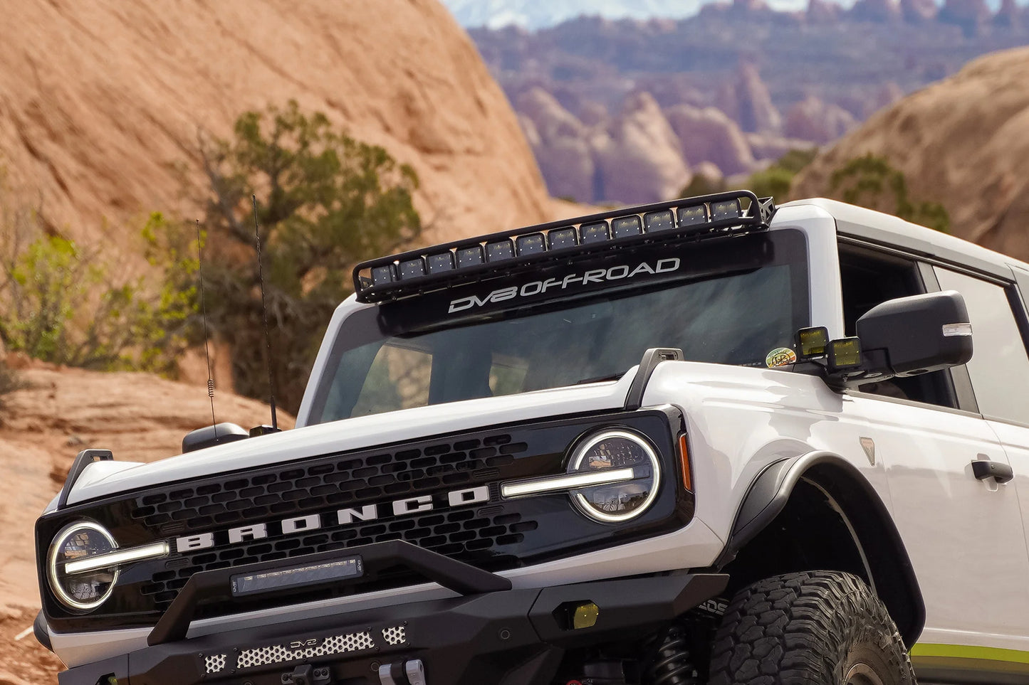 Ford Bronco LED Light Bar Mount