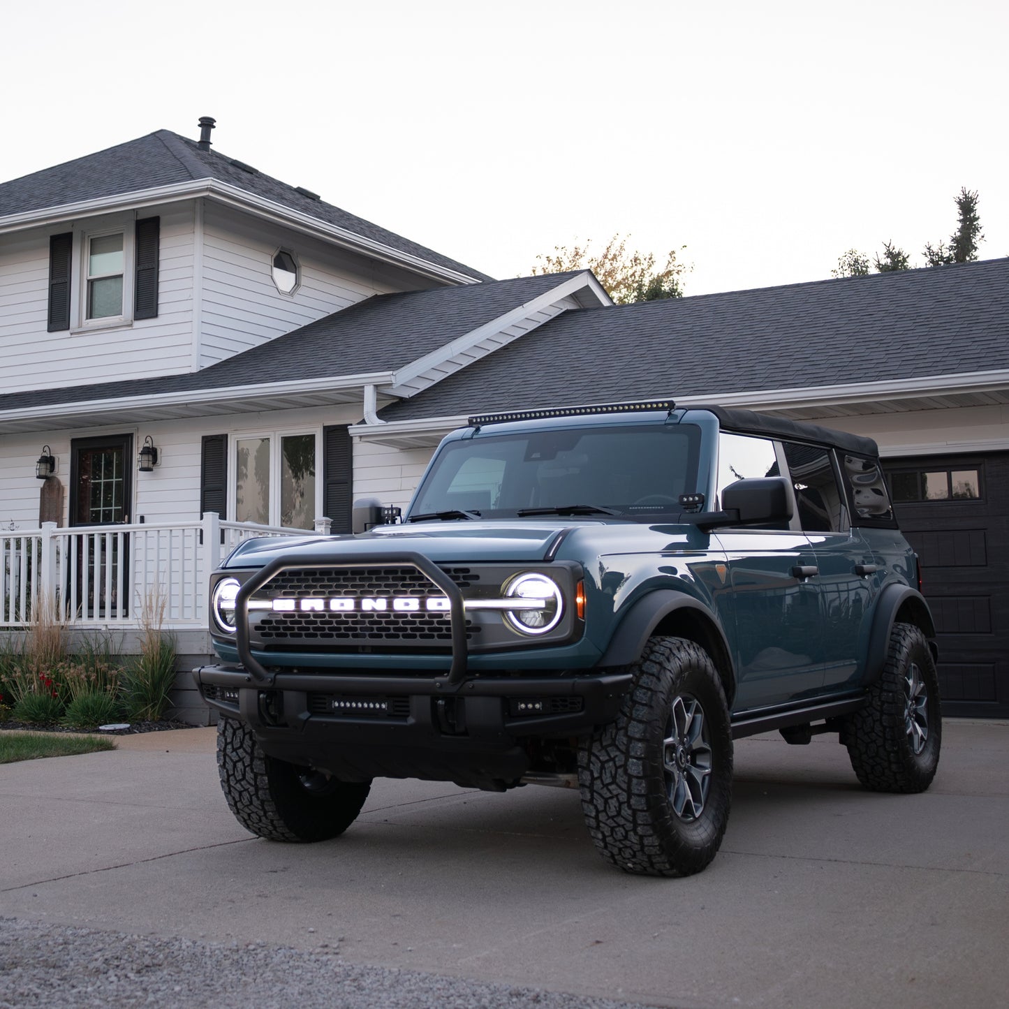 Putco 21-25 Ford Bronco Emblem LED