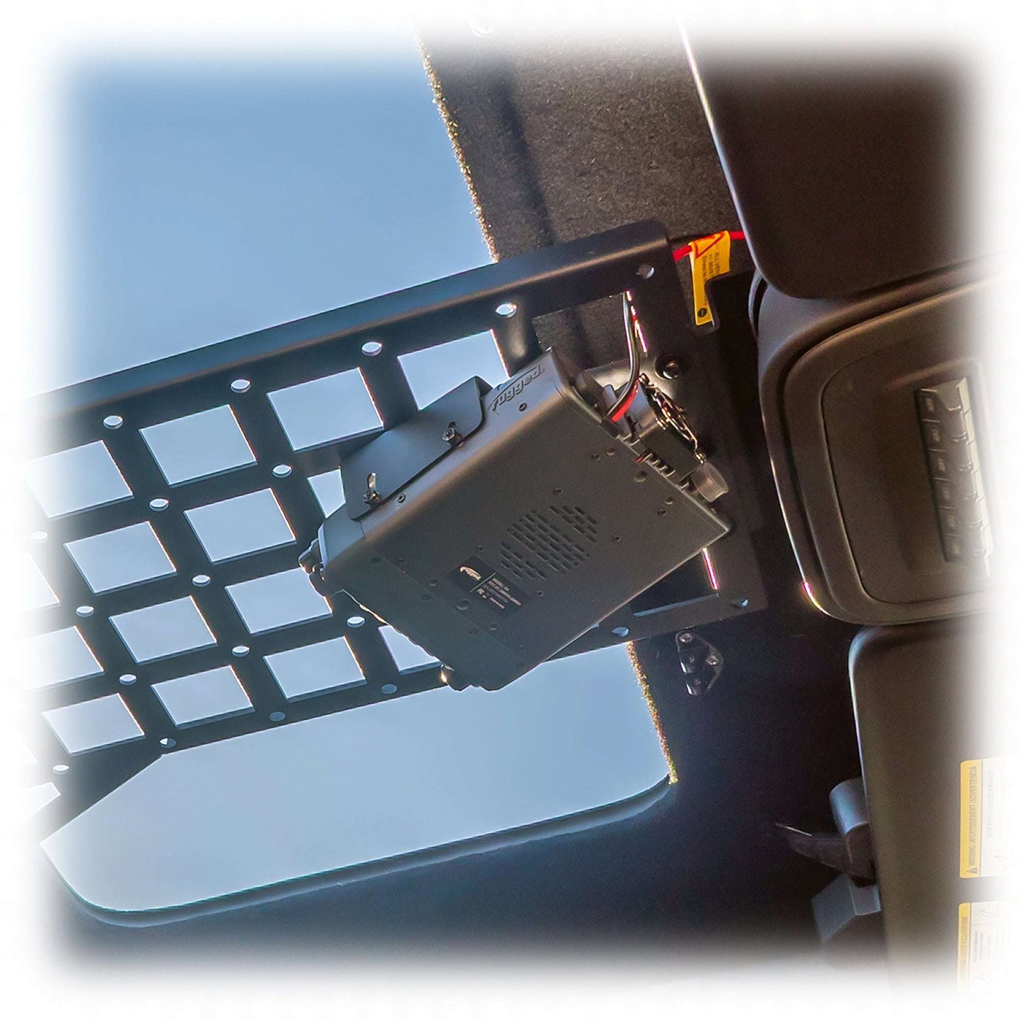 Turn Offroad MOLLE-Loc Rugged Radio Mount